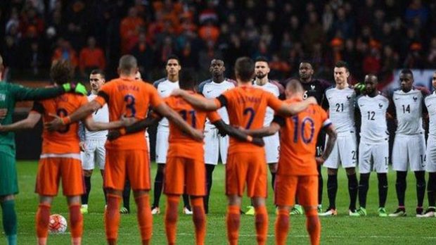 วิเคราะห์บอลคืนนี้ SBOBET ฟุตบอลโลกรอบคัดเลือก ฝรั่งเศส – เนเธอร์แลนด์